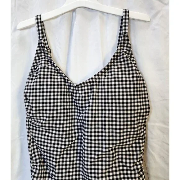 New Kona Sol Women's Black & White Check Round-Neck One-Piece Swimsuit Size S - Picture 2 of 5